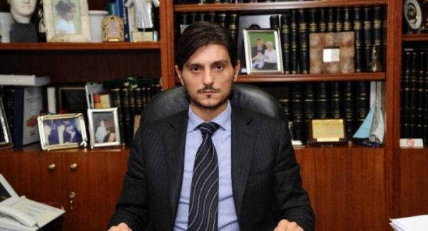 Στο... πλευρό του Ιβάν ο Δ. Γιαννακόπουλος
