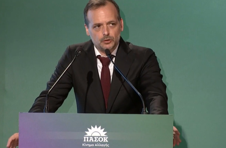 ΠΑΣΟΚ: Η αλλαγή ενεργειακού μίγματος δε γίνεται μόνο με funds