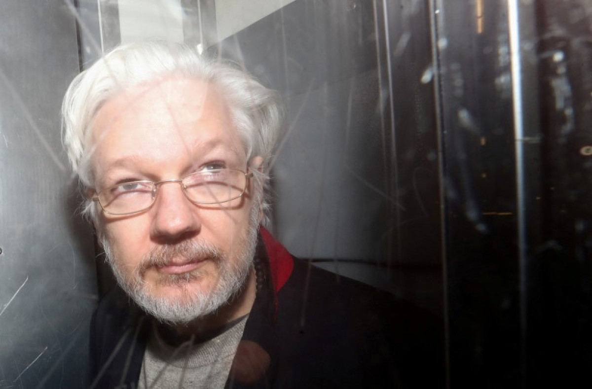 Ασάνζ: Κορυφαία ΜΜΕ καλούν τις ΗΠΑ να αποσύρουν τις κατηγορίες