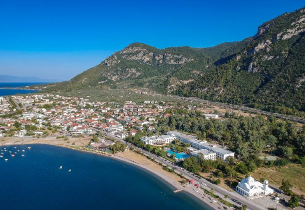 ΤΑΙΠΕΔ: Στον όμιλο Μήτση το ακίνητο «Λουτρόπολη Καμένων Βούρλων»