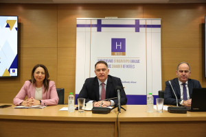Τουρισμός: «Καμπανάκι» για την κάρτα εργασίας