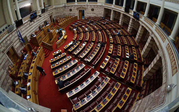 Σύμβαση Δημοσίου με ΤΡΑΙΝΟΣΕ: Τι προβλέπεται για τα άγονα δρομολόγια