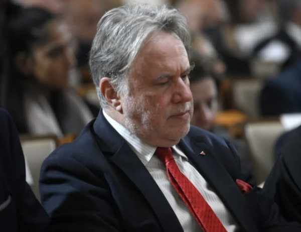 Αποσύρεται από τις εκλογές μετά τον σάλο ο Κατρούγκαλος
