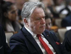 Αποσύρεται από τις εκλογές μετά τον σάλο ο Κατρούγκαλος