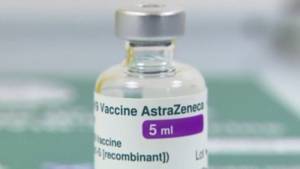 Ολλανδία-AstraZeneca: Αναστέλλεται η χορήγηση για τους κάτω των 60 ετών