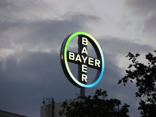 CNBC: Την ερχόμενη βδομάδα ανακοινώνεται το deal Monsanto–Bayer