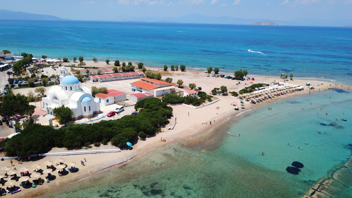 Ferryscanner: Οι Έλληνες επέλεξαν κοντινούς και οικονομικούς προορισμούς - Μεγάλη άνοδος για Αίγινα και Αγκίστρι