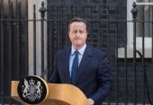 Foreign Policy: Ο Κάμερον έπαιξε ζάρια και τα έχασε όλα