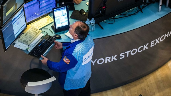 Με το αριστερό «μπήκε» ο Ιούνιος στη Wall Street