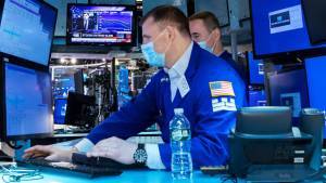 Συνθήκες sell off στη Wall Street-Τεχνολογία και γεωπολιτικά τα «βαρίδια»