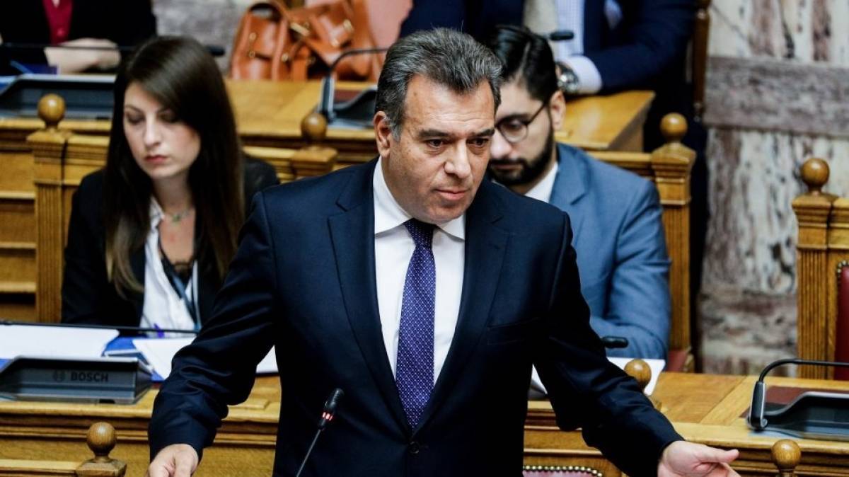 Κόνσολας: Επαναπατρίζονται 50.000 τουρίστες μέχρι τις αρχές Οκτωβρίου