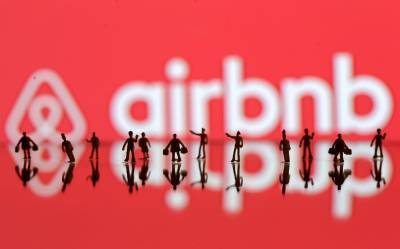 Παράταση από τον Πιτσιλή ζητούν οι εφοριακοί για δηλώσεις Airbnb