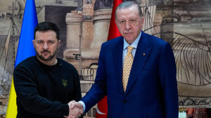 Ζελένσκι: «Κάλεσμα» προς Τουρκία και Βρετανία στις διαπραγματεύσεις