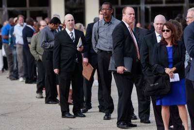 ΗΠΑ: Μειώθηκαν κατά 16.000 οι νέες αιτήσεις για επιδόματα ανεργίας