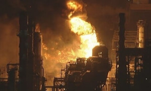 Μεγάλη πυρκαγιά στο διυλιστήριο της Chevron στις ΗΠΑ