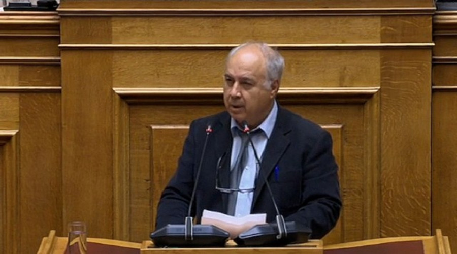 Παρασκευαΐδης: Τα...μαζεύει για τα περί «εθνικών λόγων» παρακολούθησης του Ανδρουλάκη
