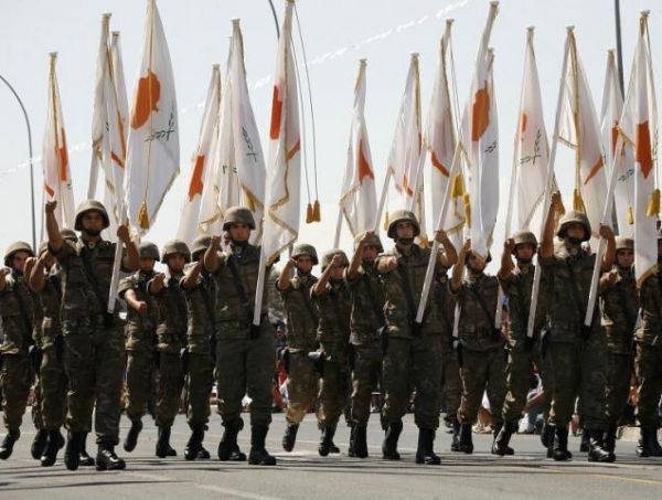 Κύπρος: Μειώνεται η στρατιωτική θητεία
