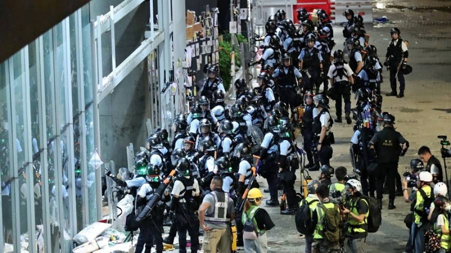 Χονγκ Κονγκ: Αποσύρεται το νομοσχέδιο έκδοσης υπόπτων στην Κίνα