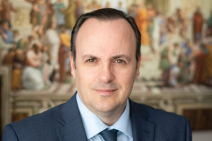 Κίνα: Εξαγοράζει τα καλύτερα μυαλά-Αποδυνάμωση της καινοτομίας της Δύσης