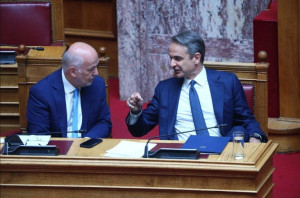 Τα συχαρίκια των υπουργών