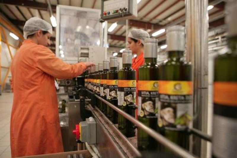 Ισχνή αύξηση στη βιομηχανική παραγωγή τον Απρίλιο