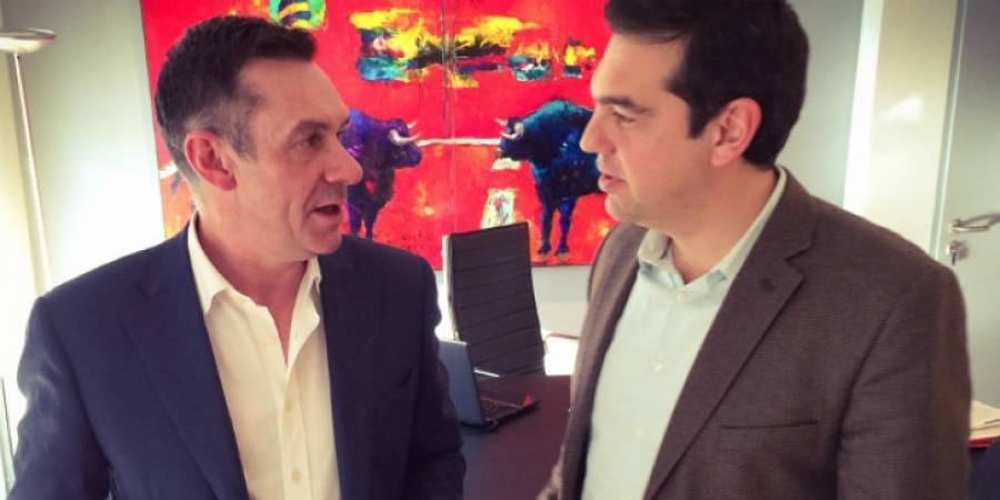 Ο υποστηρικτής του Grexit Πολ Μέισον έχει πανικοβληθεί με το Brexit