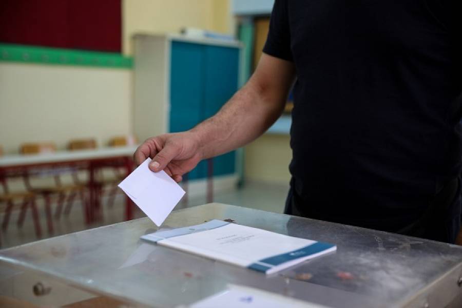 Δημοσκόπηση Interview: «Προβάδισμα» 14,7 μονάδων της ΝΔ έναντι του ΣΥΡΙΖΑ