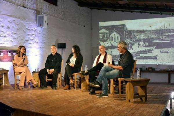 ΔΙΑΛΟΓΟΙ από το Ίδρυμα Σταύρος Νιάρχος: Το Ρεμπέτικο στη Σύρο