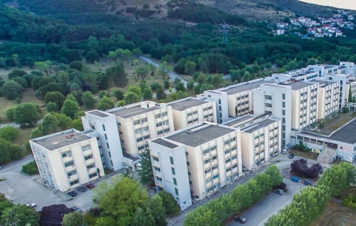 Ιωάννινα: Καθηγητής πουλούσε σημειώσεις σε φοιτητές έναντι 8 ευρώ