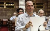 Συμφωνία-Βαρουφάκης: «Μας επιβάλουν μνημόνιο-Αποκλείεται η αναδιάρθρωση χρέους»