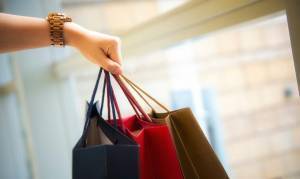 Στα 12,86 δισ. ο τζίρος λιανεμπορίου το τρίτο τρίμηνο 2020