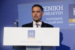 Βασιλικός: Στρατηγική για να μείνουν σε ελληνικά χέρια τα ξενοδοχεία