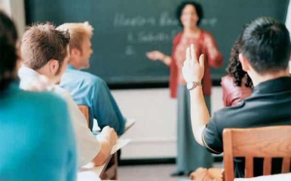 Εκπαιδευτικοί: Έως τη Δευτέρα στις 23.59 οι αιτήσεις απόσπασης