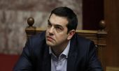 FT: Ο «ριζοσπάστης» Τσίπρας και η παράδοση στους δανειστές
