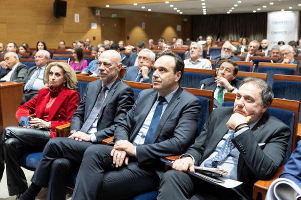 ΕΒΕΑ &amp; Συμβούλιο Ανταγωνιστικότητας: Παρουσίαση μελέτης για την ενσωμάτωση του AI στην ελληνική επιχειρηματικότητα