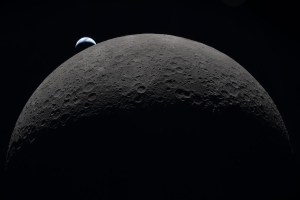 Ο Τραμπ «κόβει» SpaceX και Blue Origin από τη σύνοδο του Διαστήματος στο Παρίσι
