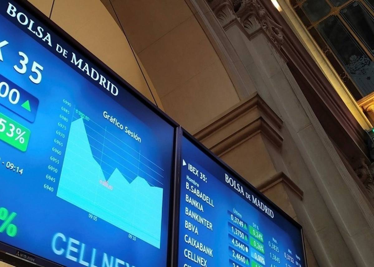 Τραπεζικό σκάνδαλο για ξέπλυμα μαύρου χρήματος «βυθίζει» τα ευρωπαϊκά χρηματιστήρια