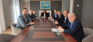 Συνάντηση Κεφαλογιάννη με τον ειδικό σύμβουλο του Παγκόσμιου Οργανισμού Υγείας