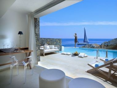 St. Nicolas Bay Resort Hotel&amp;Villas: Στο top 10 παραλιακών ξενοδοχείων στον κόσμο