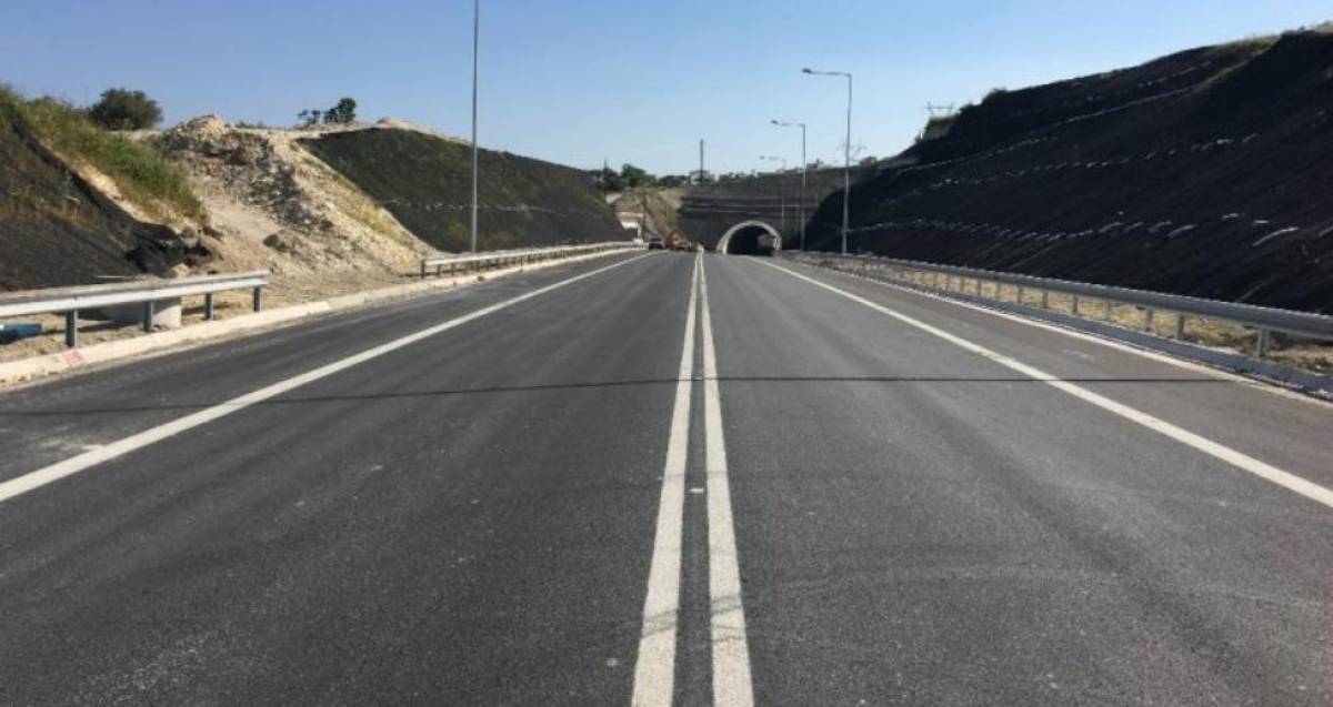 Περιφέρεια Αττικής: Σε λειτουργία τηλεφωνική γραμμή έκτακτης ανάγκης για οδηγούς