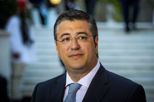 ΕΛΚ: Αδικαιολόγητη πρόκληση το μπλόκο της Τουρκίας στον Τζιτζικώστα