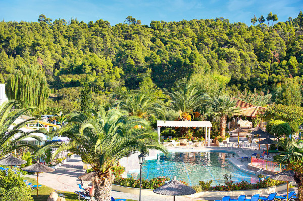Όμιλος HotelBrain: Μίσθωση του Chrousso Village στη Χαλκιδική