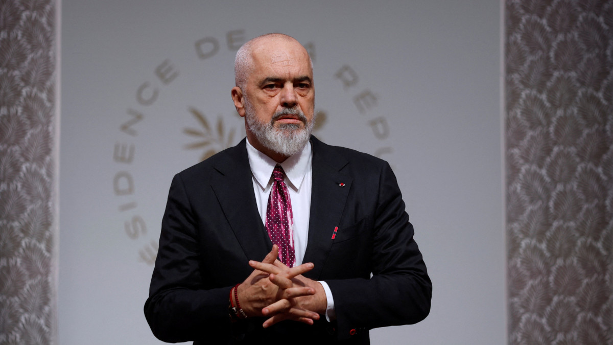 Τα «μάζεψε» ο Ράμα για την επίθεση στον Ελληνοαμερικανό δημοσιογράφο