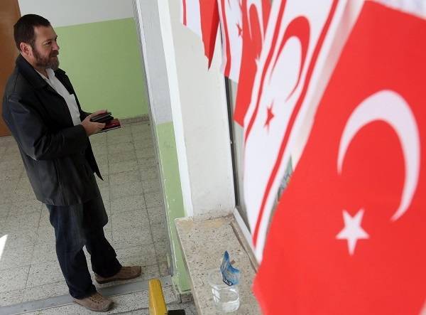 Άνοιξαν οι κάλπες στα κατεχόμενα - Ποιοι είναι οι υποψήφιοι