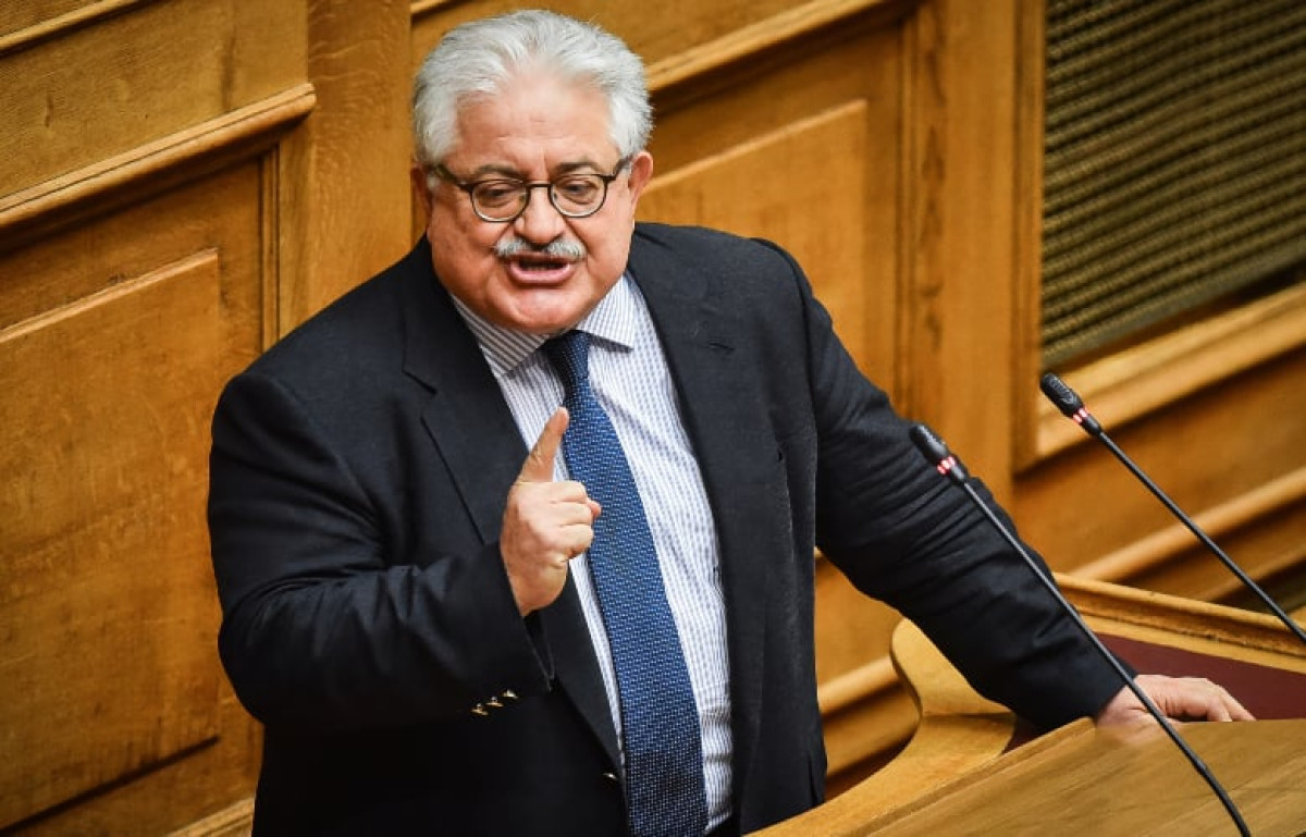 Αντικαθίσταται ο Κώστας Τζαβάρας από την Επιτροπή Θεσμών και Διαφάνειας