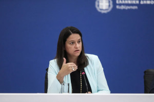 Κεραμέως: 16.000 προσλήψεις στο δημόσιο- Έμφαση στην υγεία
