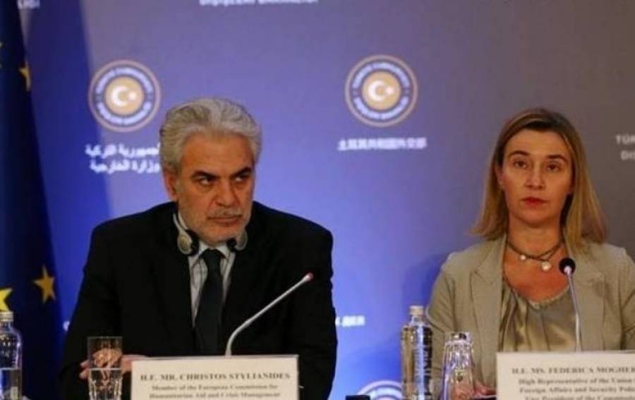 Στυλιανίδης - Μογκερίνι: Καίριο μέλημα της ΕΕ η ανθρωπιστική βοήθεια