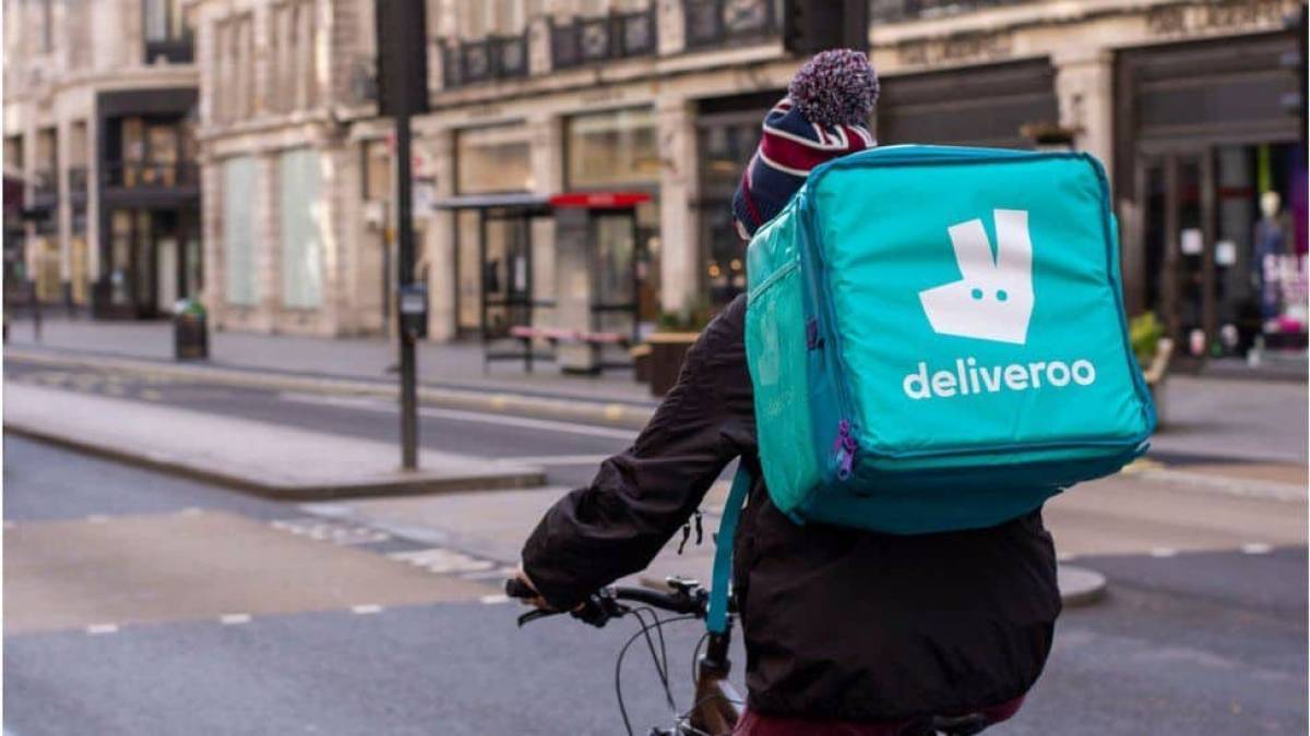 Το 5,09% της Deliveroo πήρε η Delivery Hero
