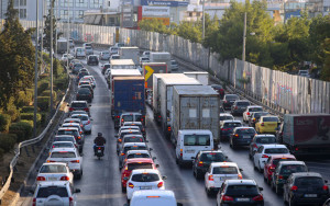 Μεγάλες καθυστερήσεις στον Κηφισό- Καραμπόλα τριών οχημάτων