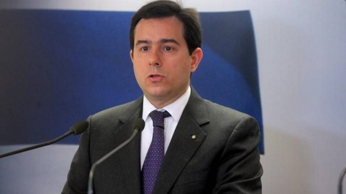 Μηταράκης: Mείωση των ασφαλιστικών εισφορών σε βάθος τετραετίας